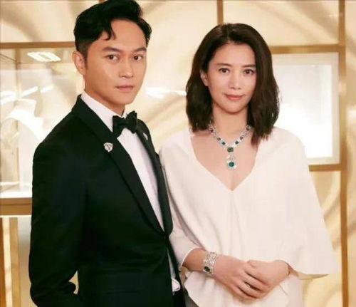 娱乐圈吃瓜爆料情侣是谁,神秘情侣曝光，真相竟让人意想不到！